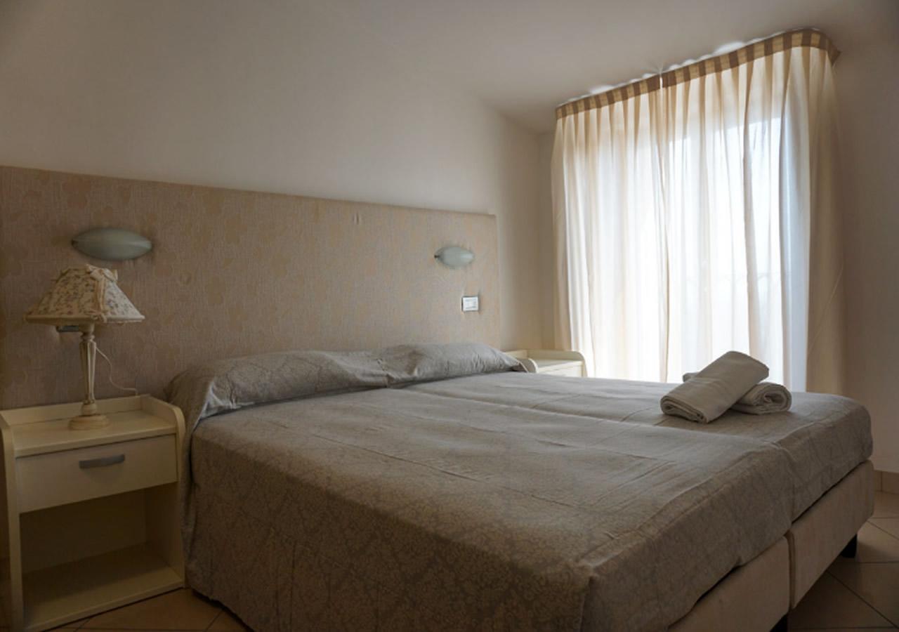 Hotel Croccia Accettura Exterior photo